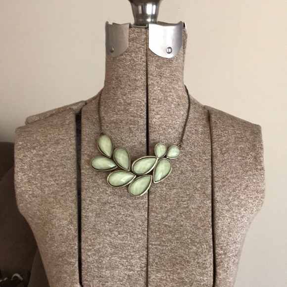 Jewelry - Green necklace- World Market